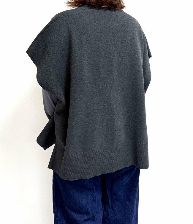すぽんと着るだけで体型カバー！しまむらの「ゆるっとトップス」高級感たっぷりでコスパ最強…！今から冬まで大活躍します《購入レビュー》