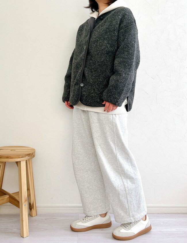 「色違い購入予定です」ユニクロの“もこもこアウター”ふんわりボリューム感があってカワイイ！「中に何を着ても合う」「思ってるより暖かくて軽い！」