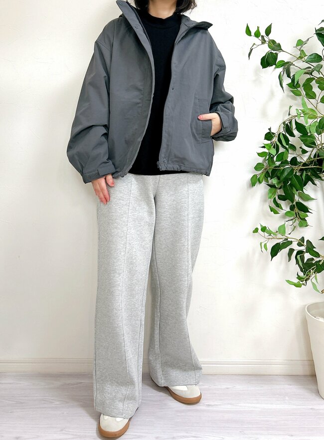 無印良品で“理想すぎる春アウター”見つけた…！UVカット付きで、ふんわり丸みのあるシルエットが可愛い！「スタイル良く見えます」「旅行にピッタリ」