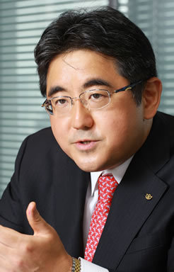 大震災後の日本経済は復活か、停滞か<br />マクロ経済分析で読み解く「不安要因と希望の光」<br />――熊谷亮丸・大和総研チーフエコノミストに聞く