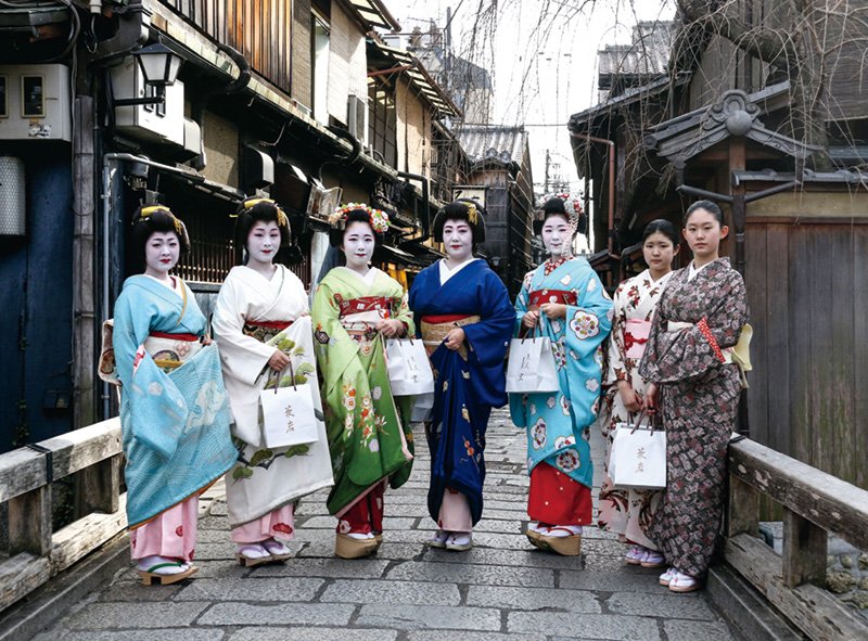 美しい花 舞妓さんの秘密 全国25カ所の花街で徹底追究 週末はこれを読め From Honz ダイヤモンド オンライン