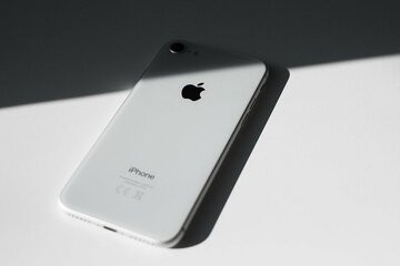 アップル廉価版iPhone、新型肺炎が不安要因に