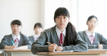 学力は同じなのに…大学受験の合否を分ける「学校の先生」問題