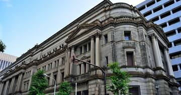 日銀の前総裁が在り方を問う 民主主義の下での“中央銀行”