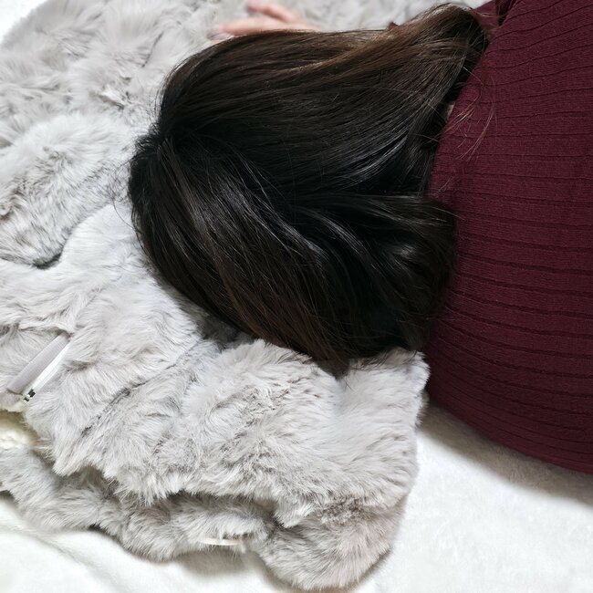 考えた人、天才ですか…?ニトリの“着るクッション”ふわふわすぎて雲に包まれてるみたい!「2枚購入しました」「マジ購入してよかった」