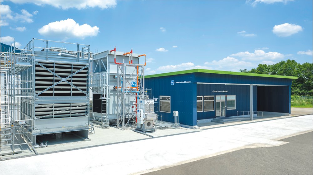 「グローバル技術」と「日本品質」の融合で挑む。データセンターの水冷化を支える冷却塔の「節水・省エネ」最前線