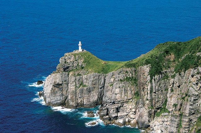 日本屈指の光力を誇る大瀬崎灯台