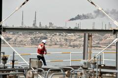 イラン産原油、供給停止なら中国に痛手