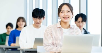 「早稲田大学3年生です。友人が早期内定を取り始めてて不安です。まだ何も始めていないけど内定を取れるのでしょうか」就活はいつから始めたらいいのか