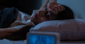 「人から言われたこと」を気にして眠れない…。グルグル思考を止める「魔法の言葉」とは?