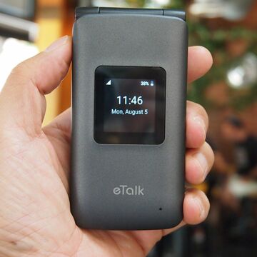 日本メーカーのケータイ「eTalk」が米国上陸！ ニューヨークで買った