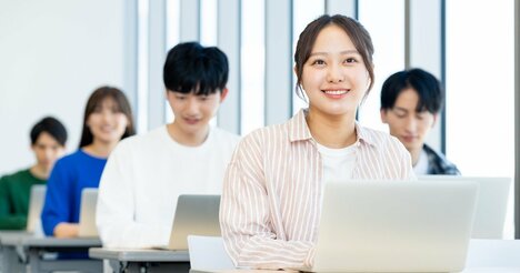 「早稲田大学3年生です。友人が早期内定を取り始めてて不安です。まだ何も始めていないけど内定を取れるのでしょうか」就活はいつから始めたらいいのか