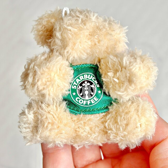 「こんなモフモフ見たことない」スターバックスの“30周年スペシャルグッズ”ドリンク券付きでお得感すごい!「テディベア仕様やばすぎ」「ふわふわでシリーズ化してほしい」