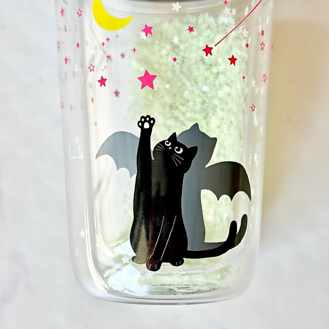 【スタバ】「2店舗目で発見」「かわいすぎる」ハロウィン限定の“幻想的なグラス”猫耳がめっちゃキュート！「めちゃくちゃ好きです」《購入レビュー》
