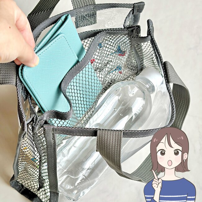 可愛すぎて毎日使ってる！タリーズ×トムとジェリーの「ぺたんこミニバッグ」ペットボトルや長財布が入って便利！《購入レビュー》