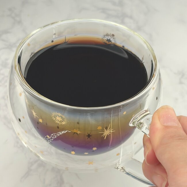 もう普通のコップに戻れないかも…!コメダ珈琲の「コメダおじさん柄コップ」かわいいのに優秀すぎる!