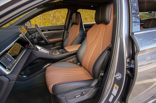 BYD・シーライオン6前席