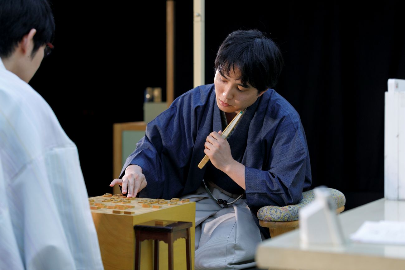 一流の棋士が負けた後の「感想戦」に向き合うマインドとは――佐々木勇気八段に聞く、心を豊かにする将棋の力