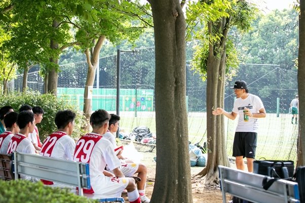 「試合中にパラパラしろ!」隠れた強豪サッカー部を支える速読脳トレの効果