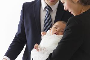政府の「女性活躍推進」が「少子化推進」となってしまう理由(上)