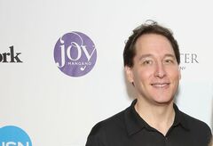 ボルトン氏暴露本の出版社、試される新CEO