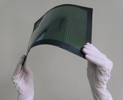 フィルム型ペロブスカイト太陽電池