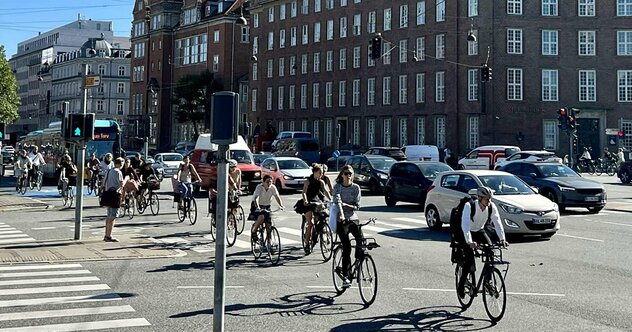 「あなたと仕事はイコールじゃない」“働きすぎの私”の労働観を変えた、あるママ友の一言