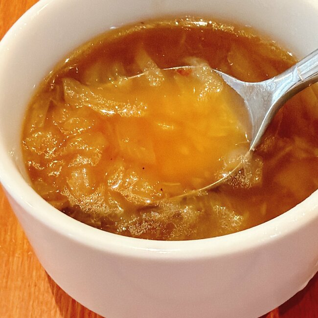 「ほんと大好き」ロイヤルホスト“平日限定の肉だらけランチ”がわんぱくすぎる!「よくばりさんセット」「満足メニューです」