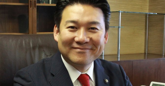 長野恭紘市長