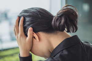 身を削る生活苦から立ち上がった、元公務員ワーキングプア女性