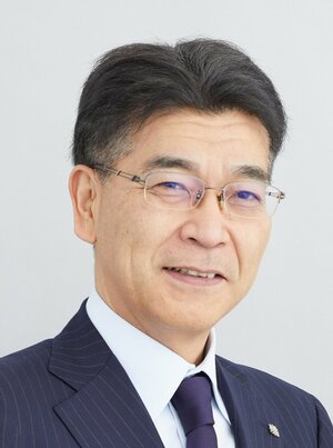 平山賢一
