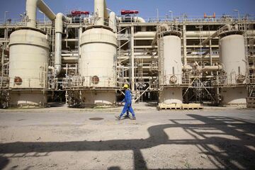 OPECの増産幅拡大、真の勝者はサウジ