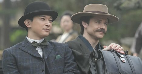 新婚なのに夕飯も食べずに…行先不明の「新郎の密会」に新妻のイライラが止まらない〈ばけばけ第73回〉