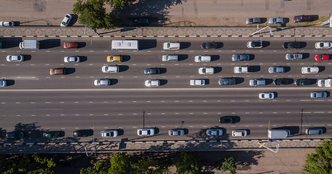 運転態度が悪いと保険料が上がる?米保険業界で進む「驚きのDX化」とは