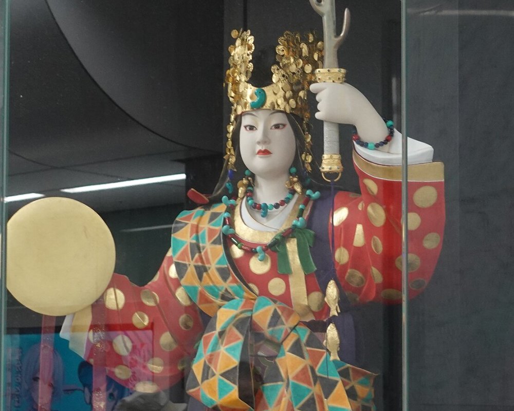 卑弥呼像