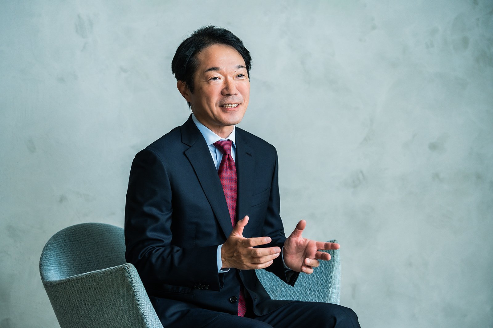 採用DXで内定承諾率195％を実現！ メールでは届かない時代に──LINE・SNS特化の採用管理ツール「らくるーと」が変える、人事と経営の未来