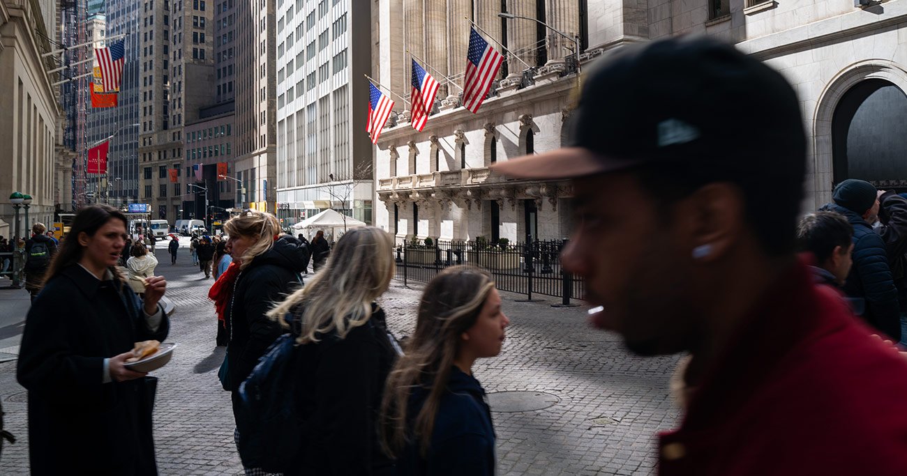「転職でキャリアアップ」はもう古い?「会社を辞めないアメリカ人」が増えている理由
