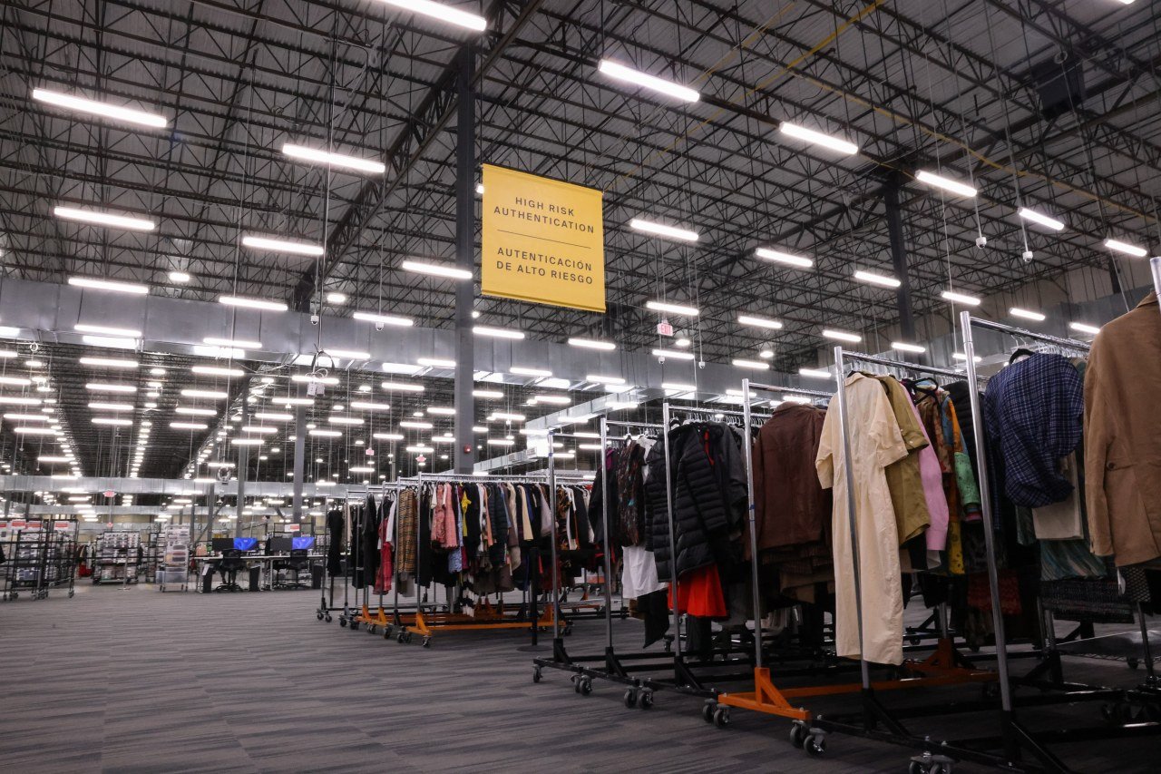 そのルイ・ヴィトンは本物？　見極める「AI導入倉庫」