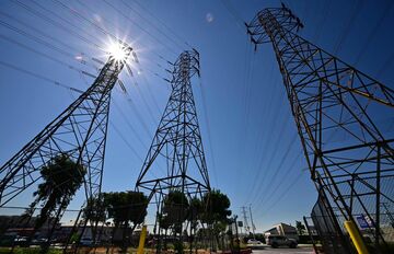 【社説】カリフォルニアの太陽は楽しみ与えず