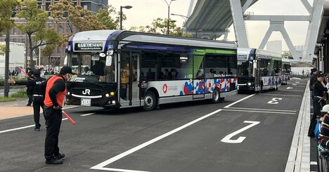 「並ばない万博」以前の問題だろ！ガラガラなのにバスに乗れない“謎システム”にため息が出る…