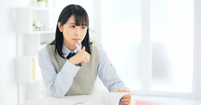 テストで寝ていた青年がなぜ勉強で覚醒したのか？