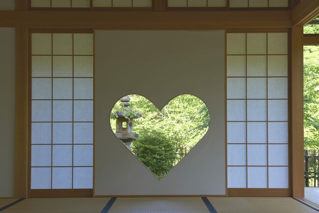 【京都】GWの激混みを徹底回避！初夏の新緑を堪能する秘訣は「特別拝観」「時差観光」そして……