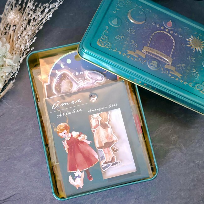 「まてまて！！かわいすぎる」「自分用にほしい」コージーコーナーで見つけた“バレンタイン限定のお菓子缶”ときめきをギュッと詰め込んだような可愛さなの！