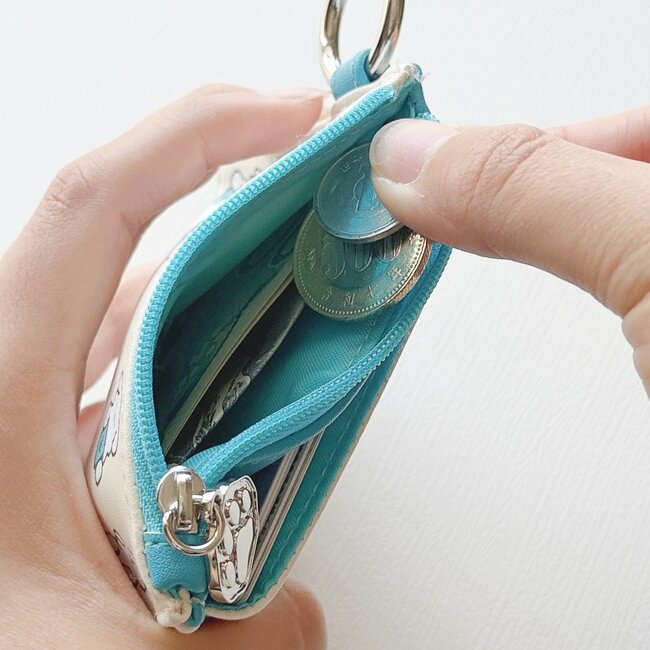 普通の財布に戻れないかも…！アフタヌーンティーの「手ぶらで持てるミニ財布」カードや診察券が12枚も入って便利！