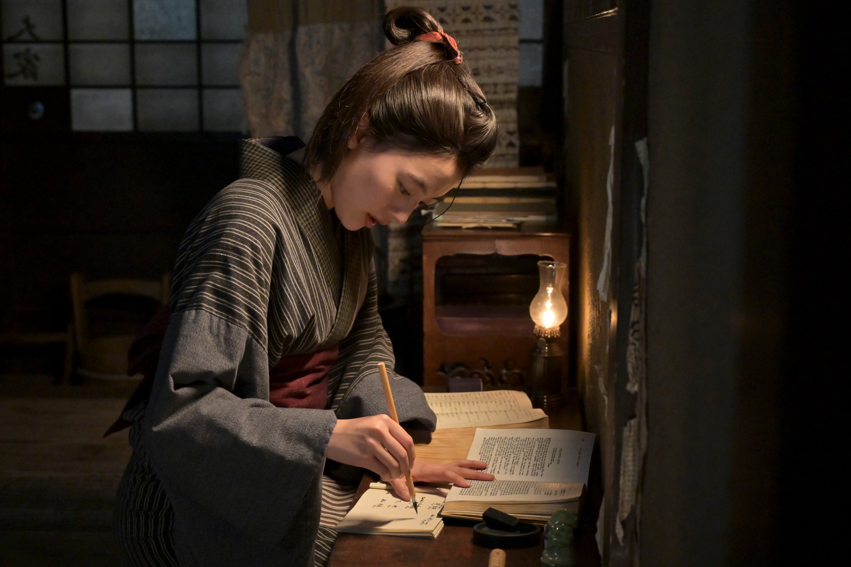 展開早すぎ！放送2週目で出産！朝ドラ新作が「史上最速のスピード感」で進んでいるワケ〈風、薫る第7回〉