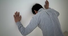 うつ病休職者の8割が病気にあらず、コロナで急増の「社会的うつ」の正体