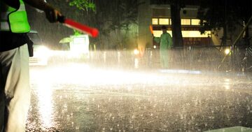 豪雨が来たらいつ逃げる？未曽有の災害から命を守る「コンサル的思考法」