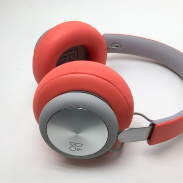国内ファン急増!? B&Oの新作ワイヤレスヘッドフォン「Beoplay H4」を試す