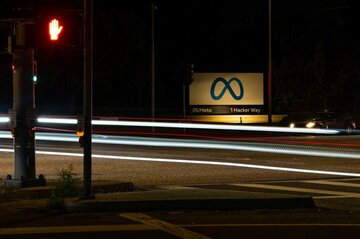 メタに9億4200万ドル支払い命令、子どものSNS被害で
