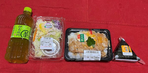 オーケー銀座店の商品で約700円分のランチ